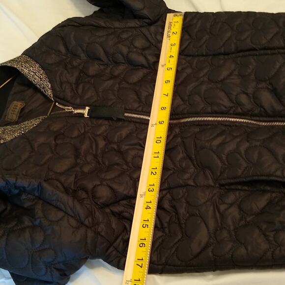 SOGO girls black heart puffer size medium jacket. - Picture 6 of 9